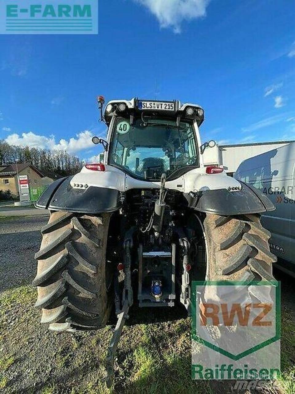 Valtra t215d Tratores Agrícolas usados