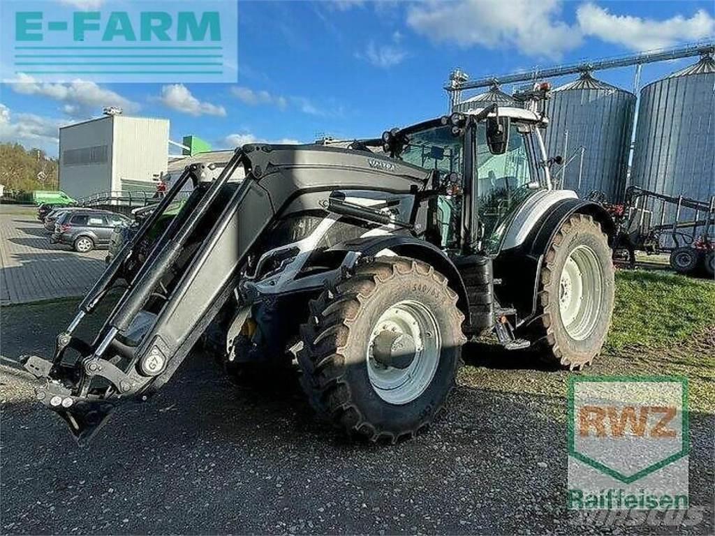 Valtra t215d Tratores Agrícolas usados