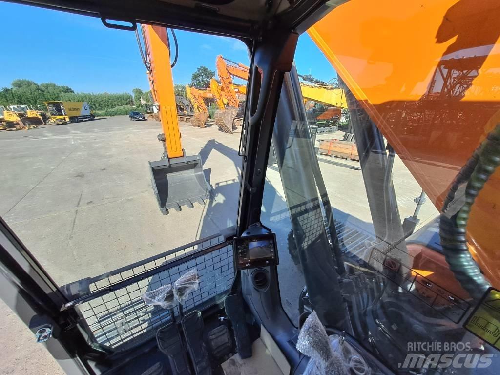 Develon DX300LC-7M Escavadoras de rastos