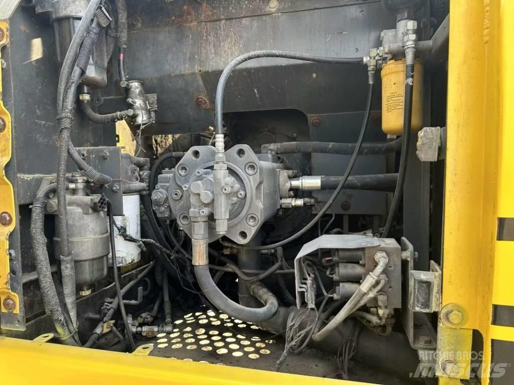 Sumitomo SH200-5 Escavadoras de rastos