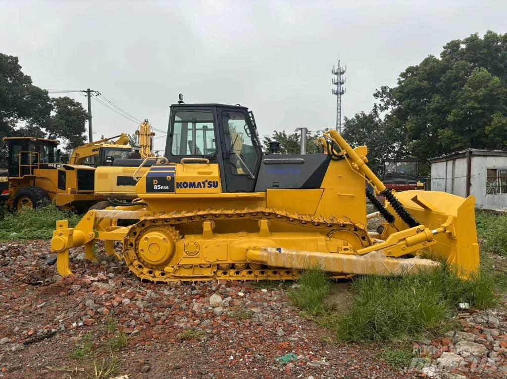 Komatsu D 85 E-12 Dozers - Tratores rastos