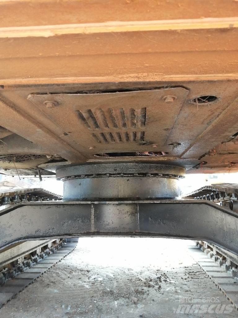Hitachi EX 120 Escavadoras de rastos