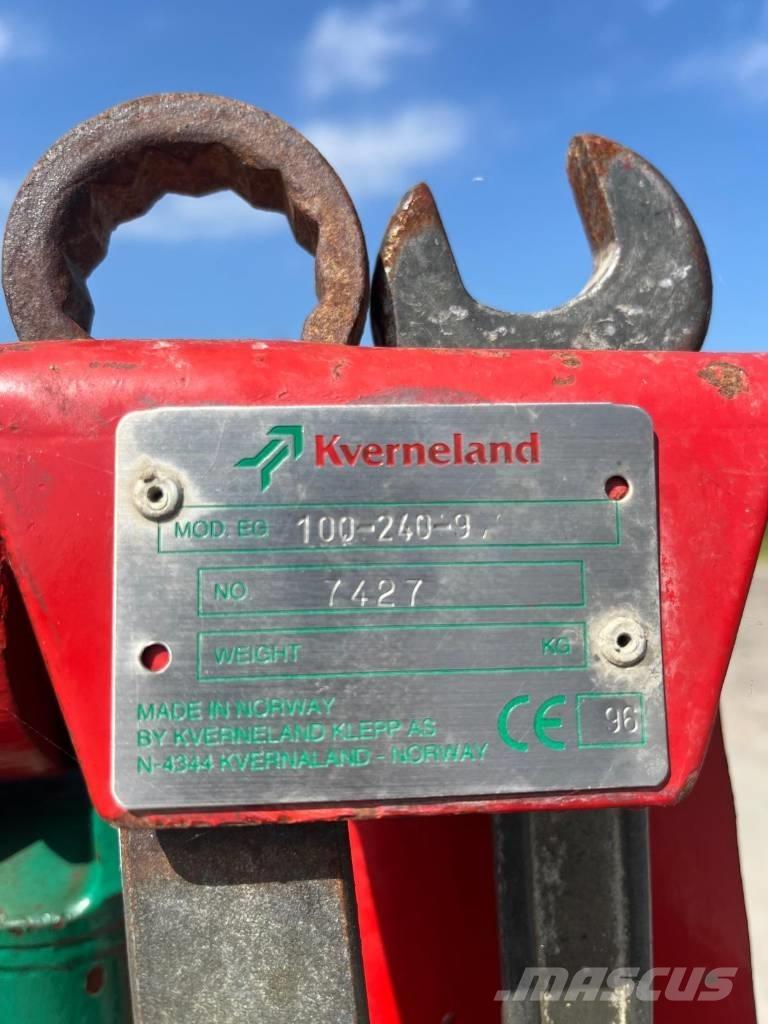Kverneland EG85-240 Charruas reversíveis