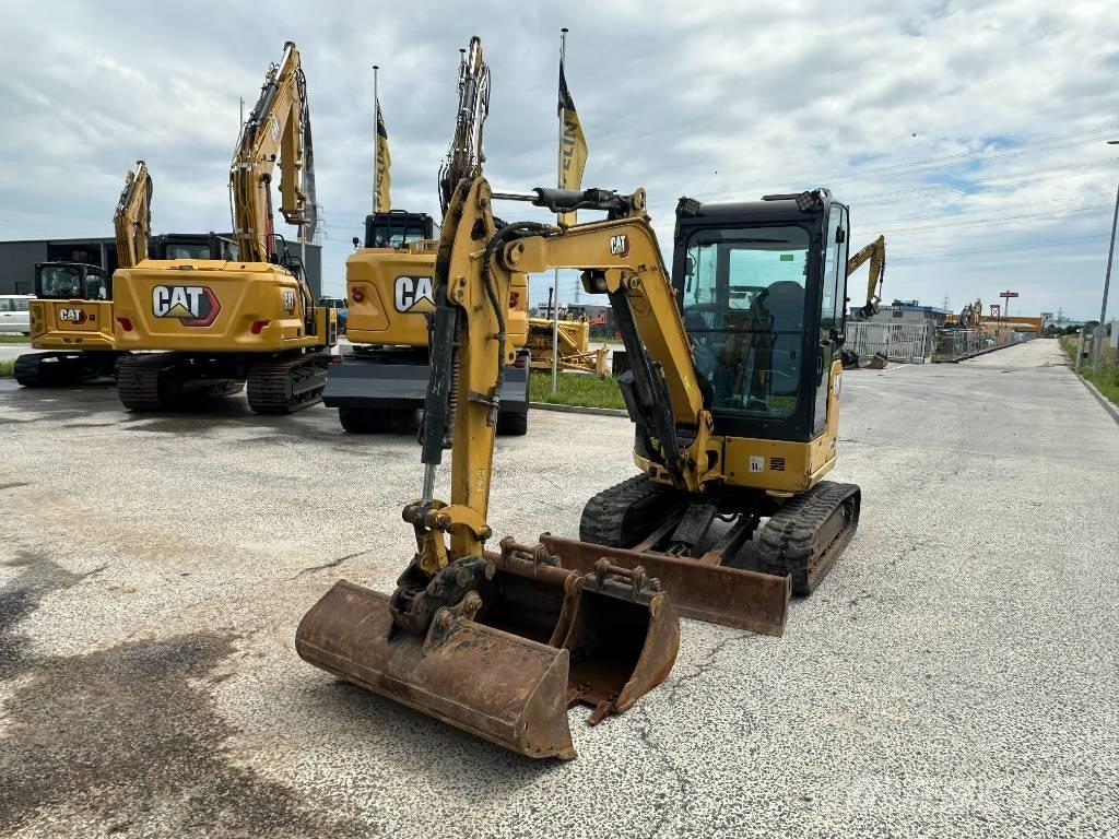 CAT 302.7 Mini Escavadoras <7t