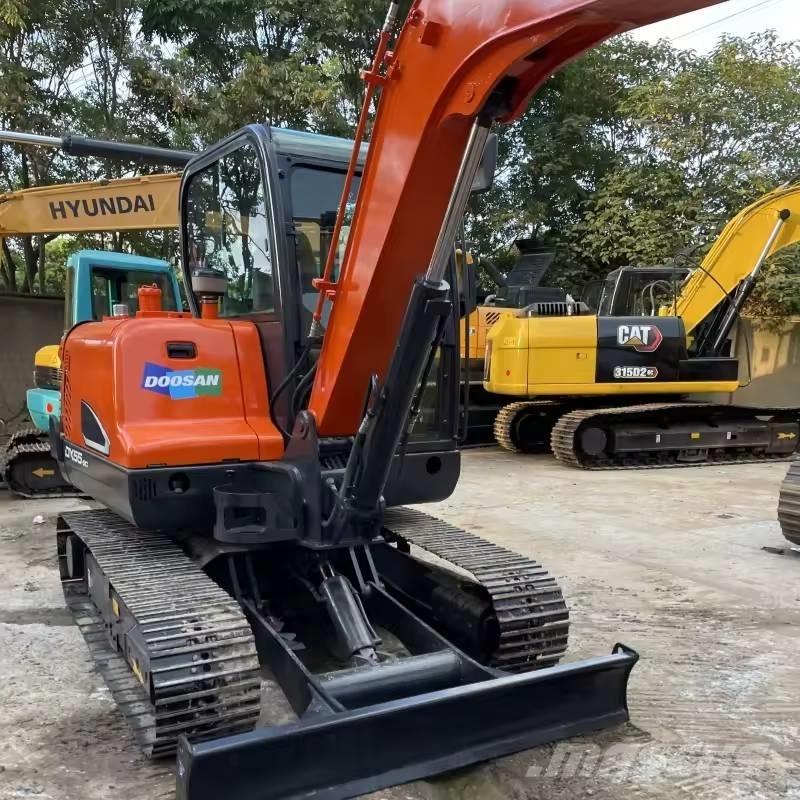 Doosan DX55-9C Mini Escavadoras <7t