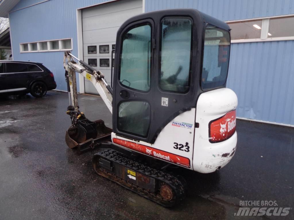 Bobcat 323 Mini Escavadoras <7t