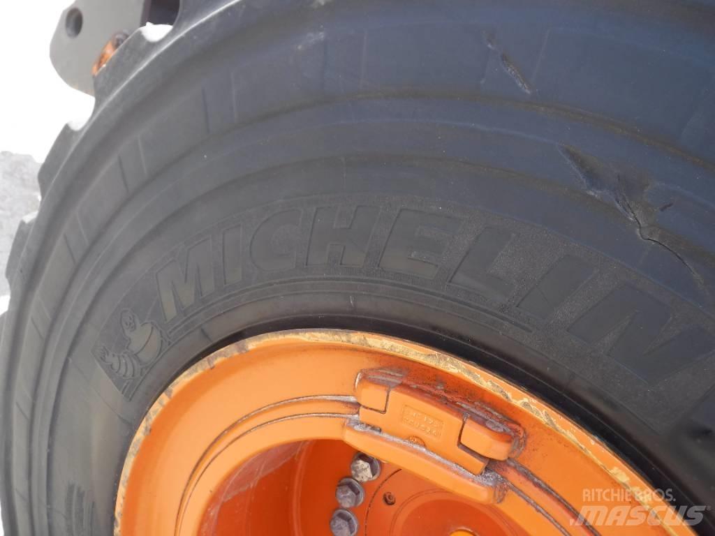 Hitachi ZW 310-6 Pás carregadoras de rodas