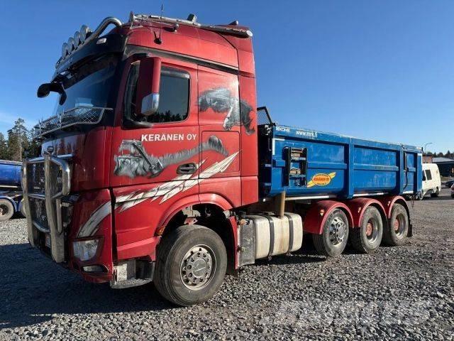 Sisu CK16M 8*4 Camiões basculantes