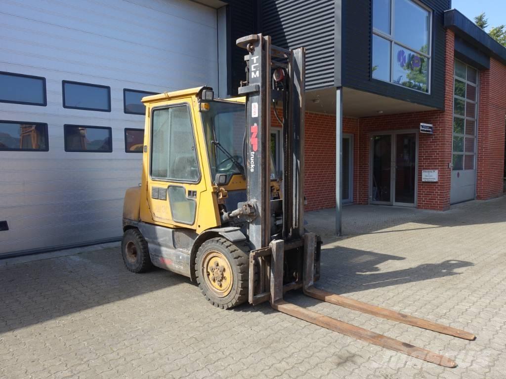 TCM FD 30 Z5 Empilhadores Diesel