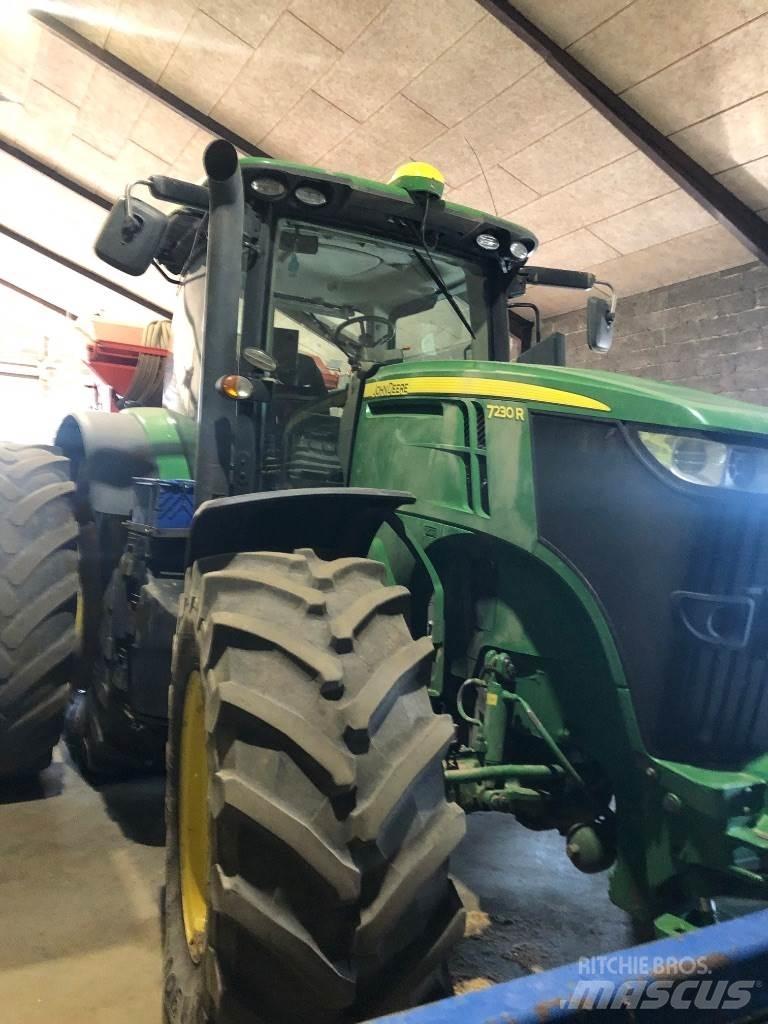 John Deere 7230 R Tratores Agrícolas usados