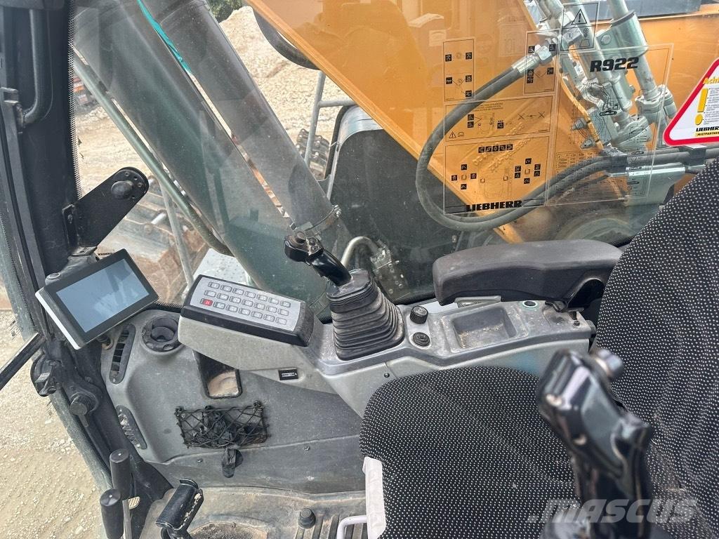 Liebherr R 922 Escavadoras de rastos