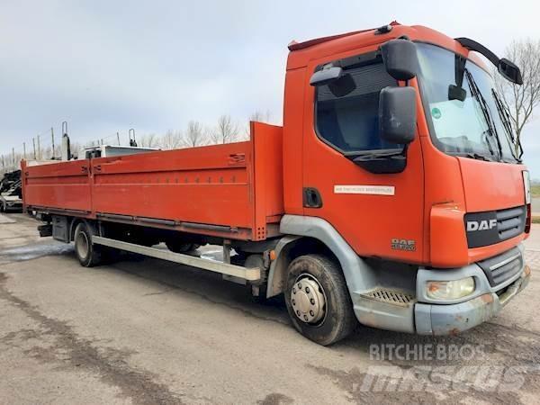 DAF LF45.220 Camiões estrado/caixa aberta