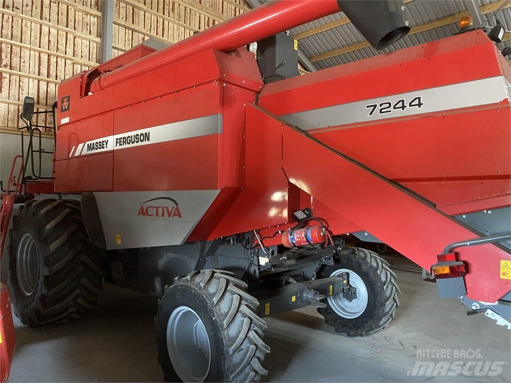 Massey Ferguson 7244 Ceifeiras debulhadoras