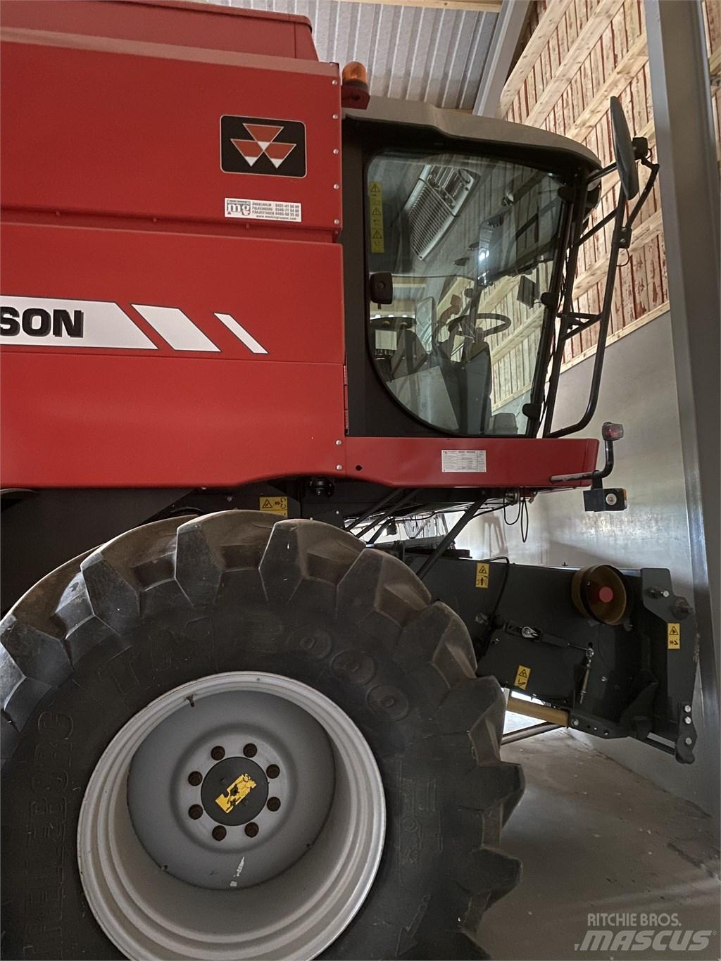 Massey Ferguson 7244 Ceifeiras debulhadoras