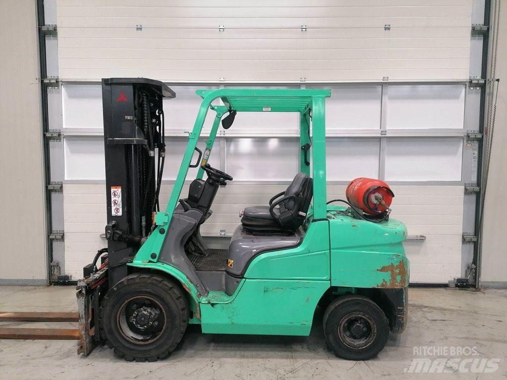 Mitsubishi FG35NT Empilhadores a gás