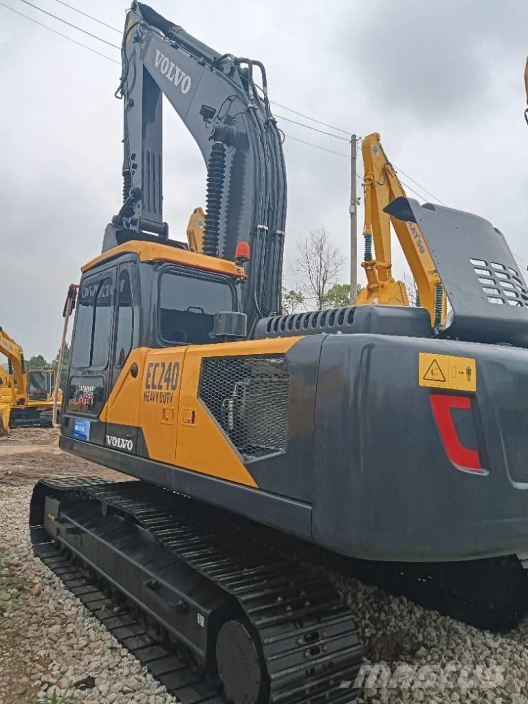 Volvo EC 240 Escavadoras de rastos