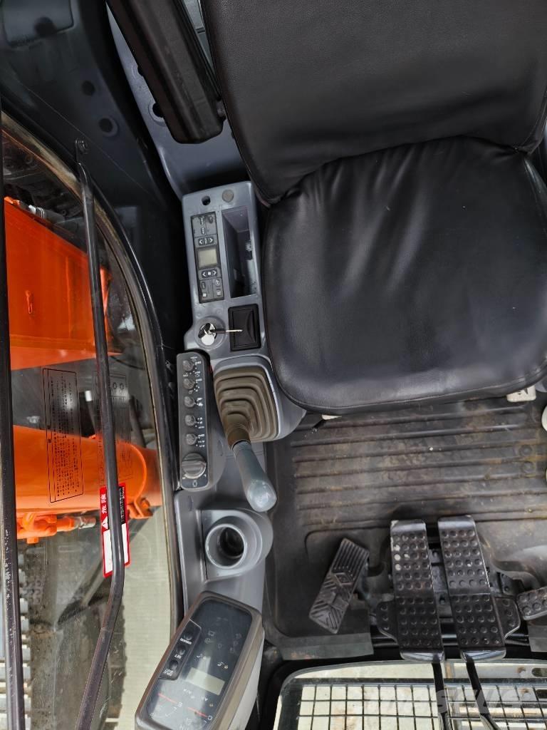 Hitachi ZX 120 Escavadoras de rastos