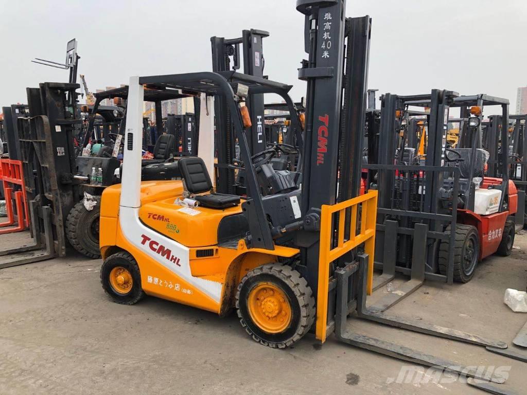 TCM FD30 Empilhadores Diesel
