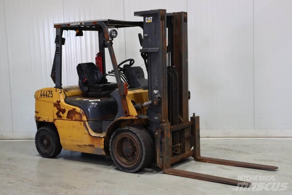 CAT DP30NT Empilhadores Diesel