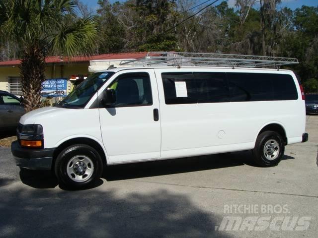 Chevrolet G3500 Carrinhas de caixa fechada