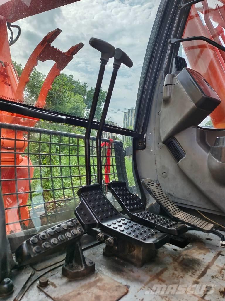 Hitachi EX 200-5 Escavadoras de rastos
