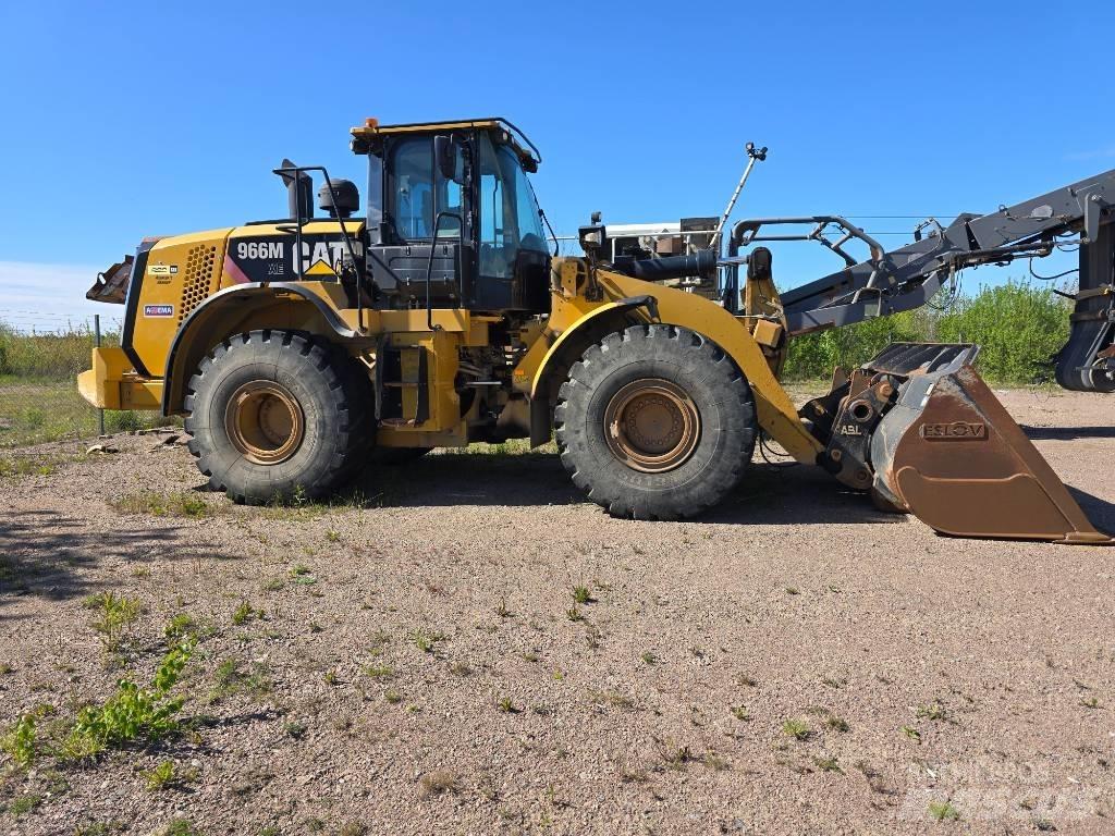 CAT 966 M Pás carregadoras de rodas