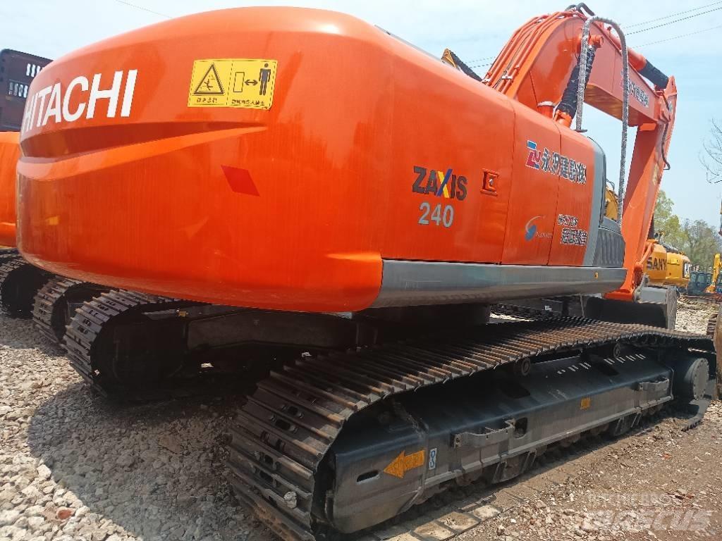Hitachi ZX 240 Escavadoras de rastos