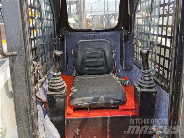 Bobcat S130 Carregadoras de direcção deslizante