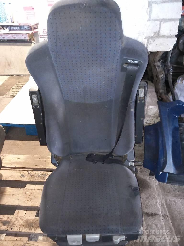 MAN TGM  81623076528 Cabines e interior