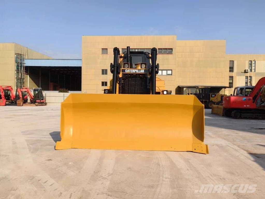CAT D8R Dozers - Tratores rastos