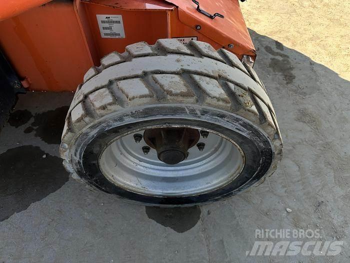 JLG E450AJ Outros elevadores e plataformas