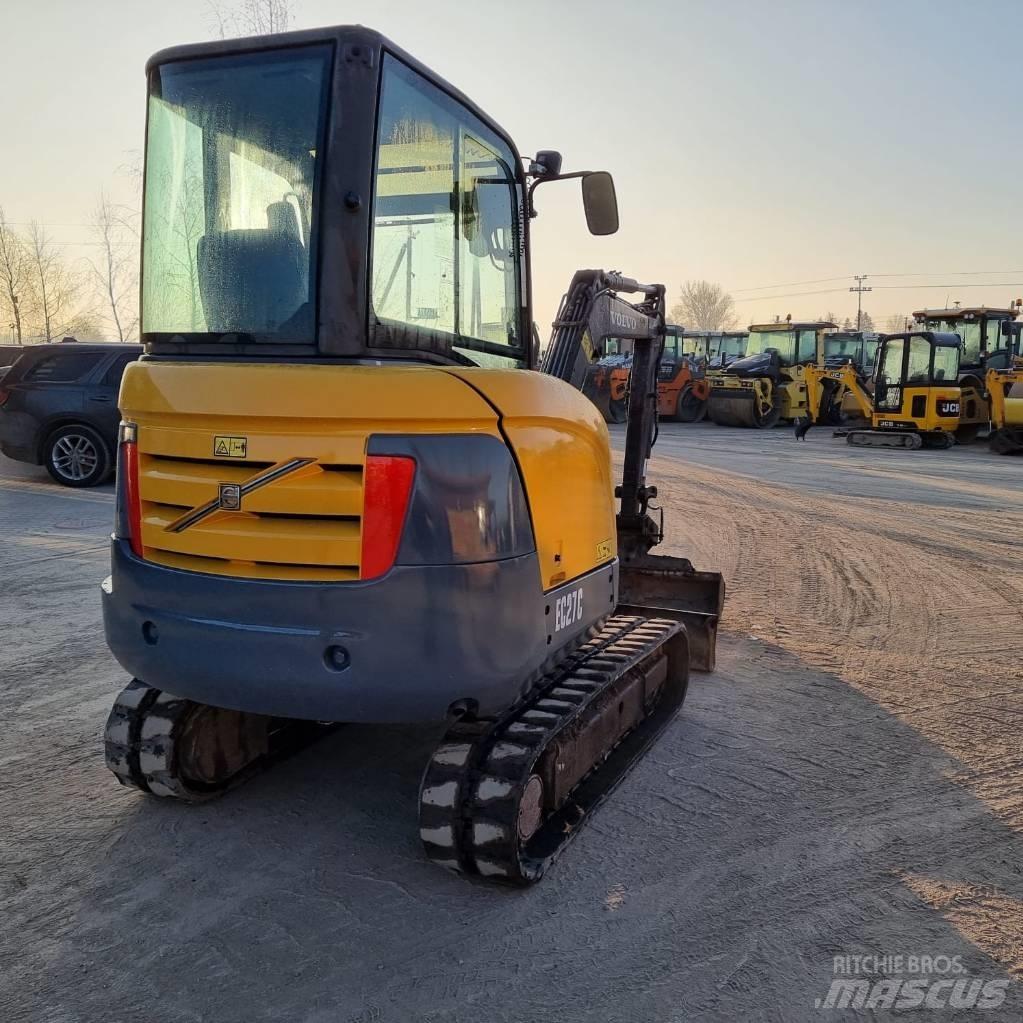 Volvo EC 27 C Mini Escavadoras <7t