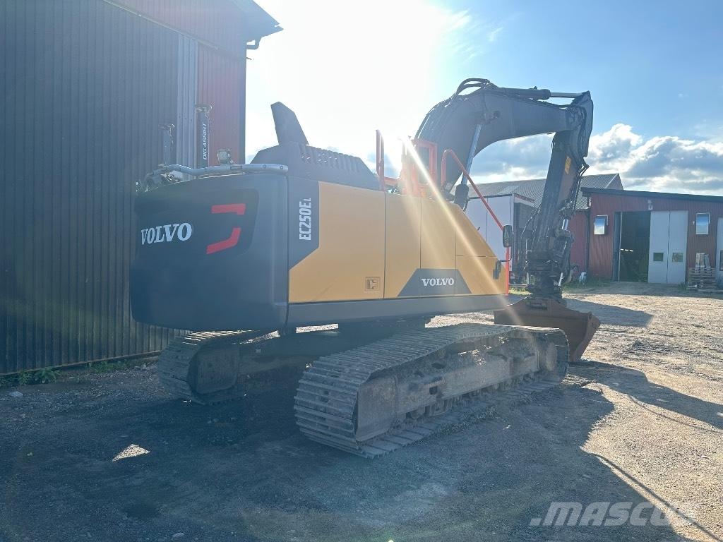 Volvo EC 250 EL Escavadoras de rastos