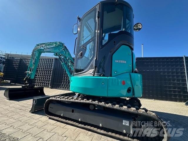 Kobelco SK26SR-7 Mini Escavadoras <7t