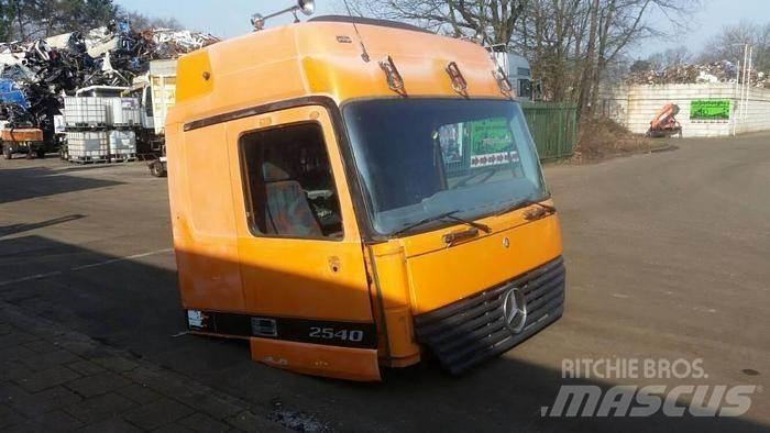 Mercedes-Benz 2540 Transportes - Outros
