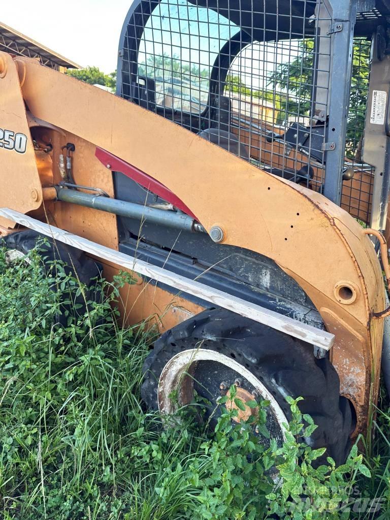 CASE SR 250 Carregadoras de direcção deslizante