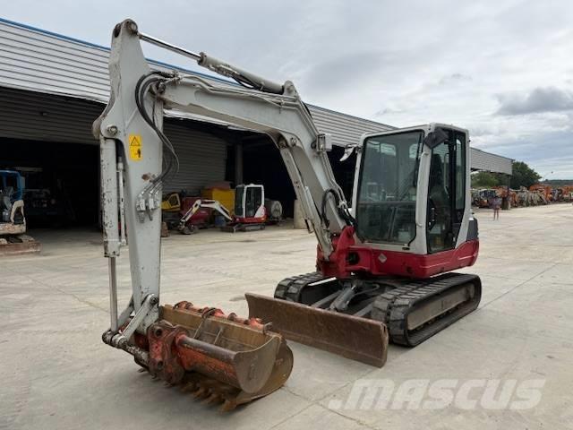 Takeuchi TB 250 Mini Escavadoras <7t