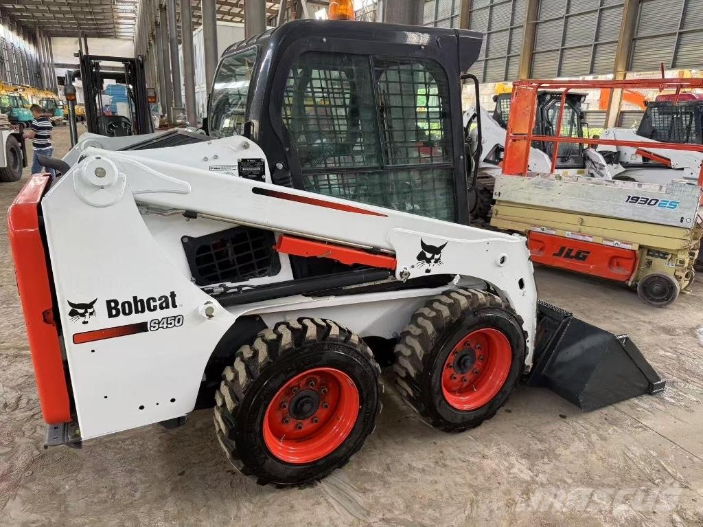 Bobcat S 450 Carregadoras de direcção deslizante