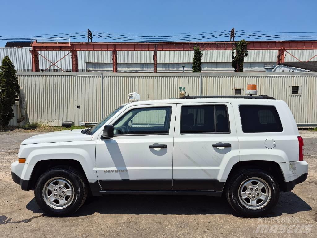 Jeep Patriot Pick up de caixa aberta