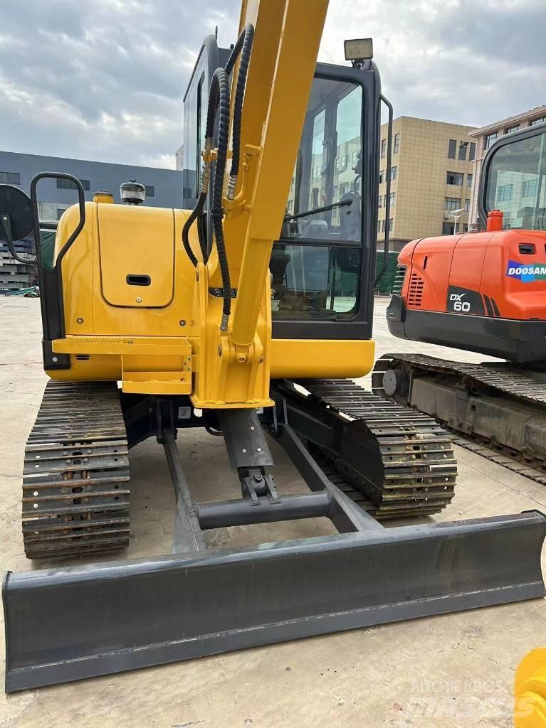 Komatsu PC 56 Mini Escavadoras <7t