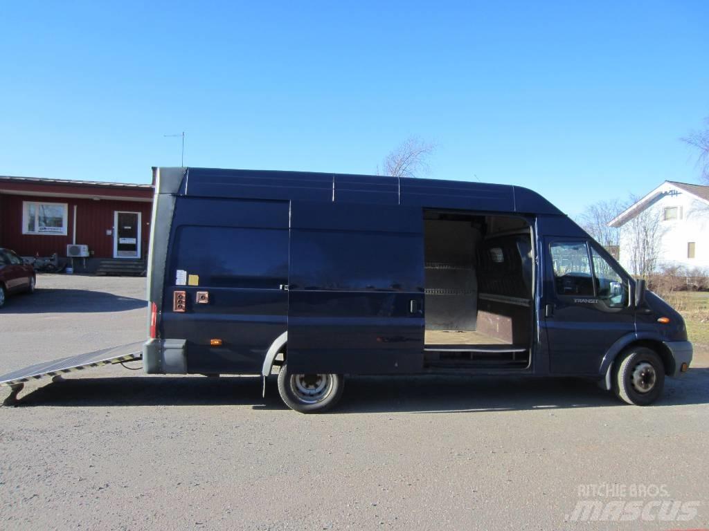 Ford Transit Caixa fechada