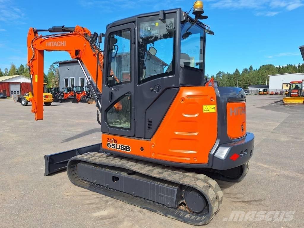 Hitachi ZX65USB-5 Mini Escavadoras <7t
