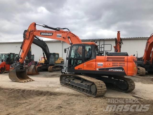 Doosan DX225LC-5 Escavadoras de rastos