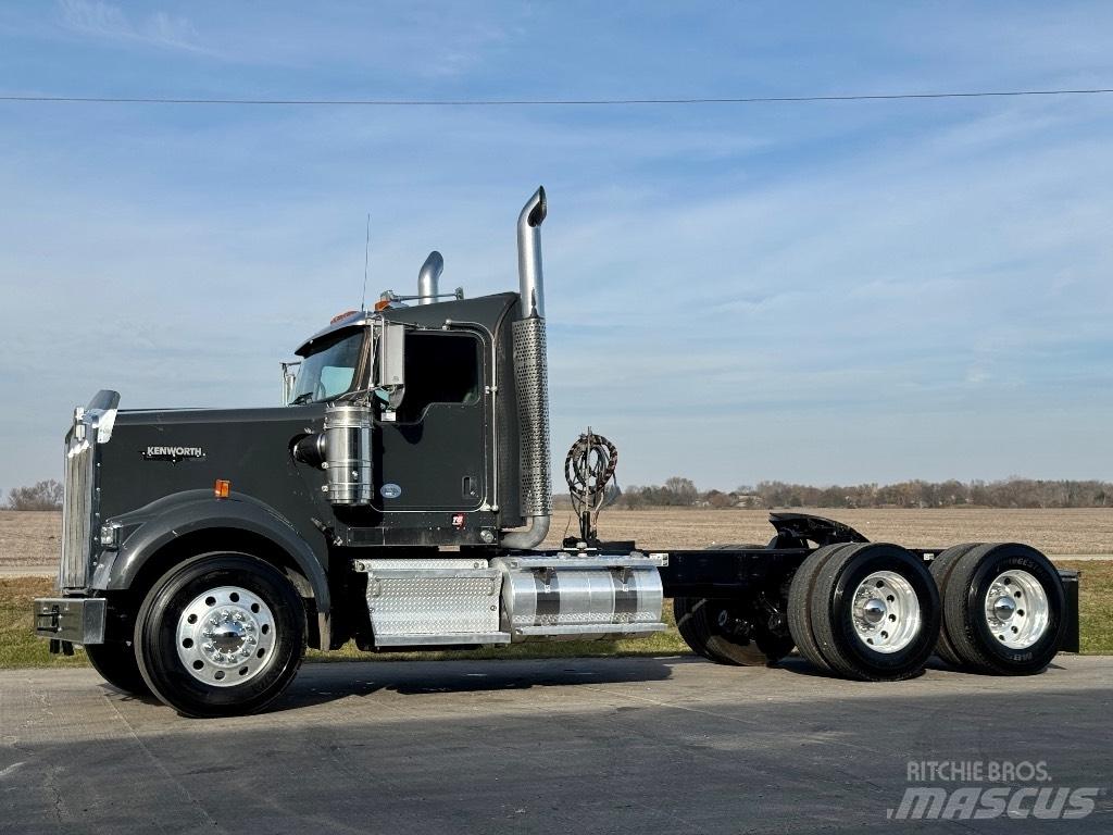 Kenworth W900 Tractores (camiões)