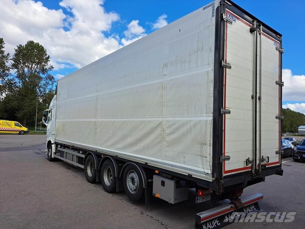 Volvo FH Camiões estrado/caixa aberta