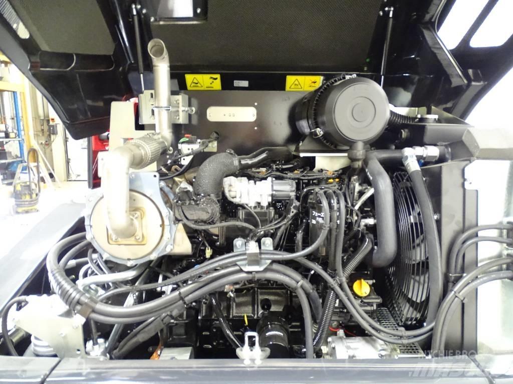 Yanmar V 100-5 Pás carregadoras de rodas