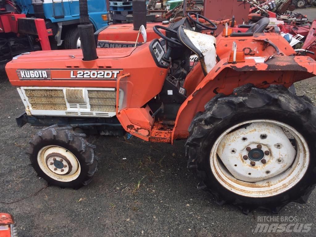 Kubota L2202DT Tratores Agrícolas usados