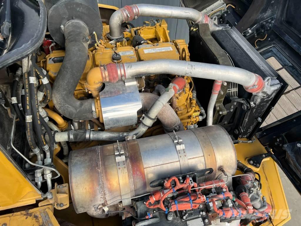 CAT 735 | 735B Camiões articulados