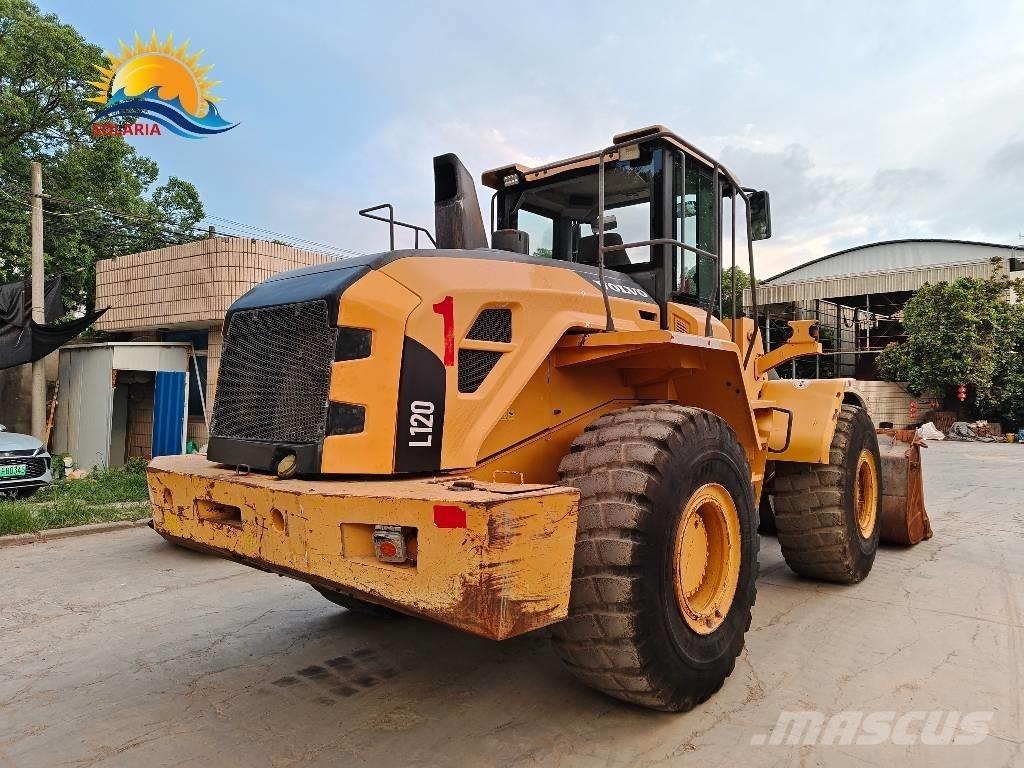 Volvo L 120 Pás carregadoras de rodas