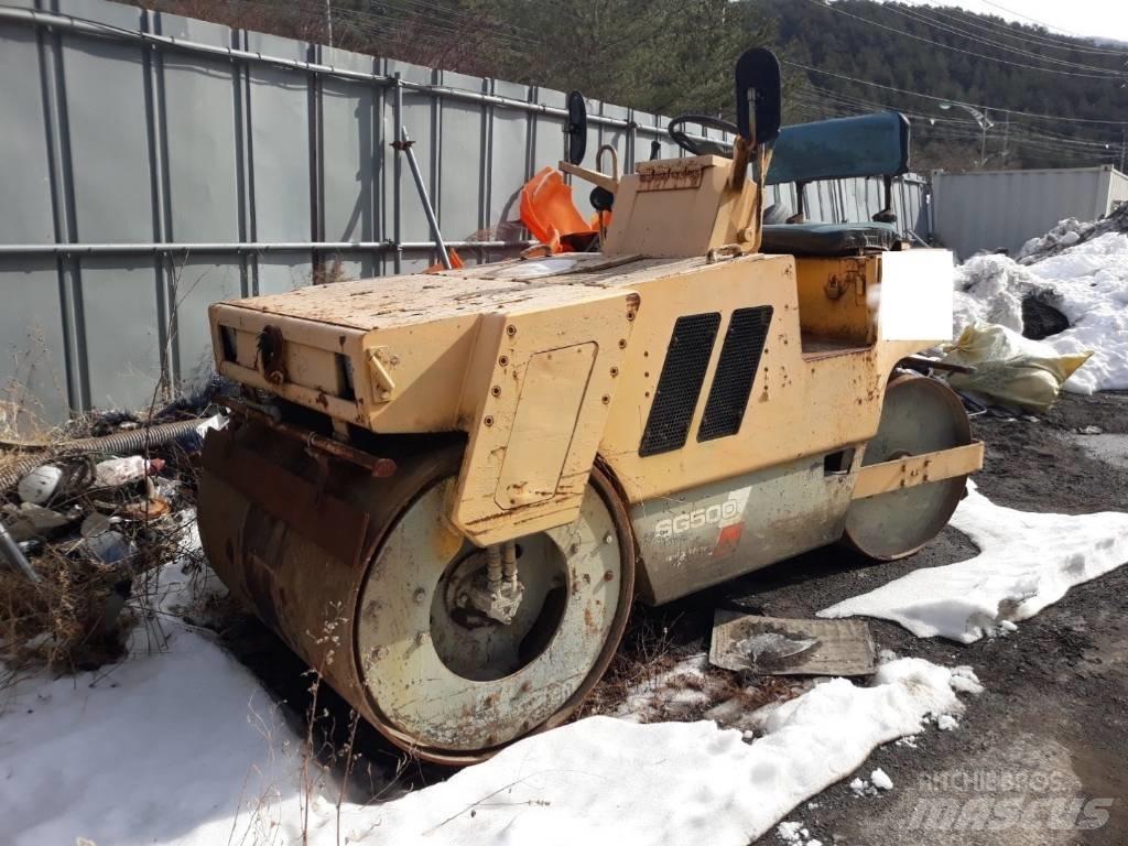 Sakai SG500 Cilindros Compactadores monocilíndricos
